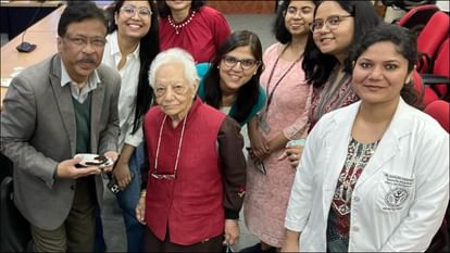 dr-sneh-bhargava-606734e4279fb99370ccc40ede518dee